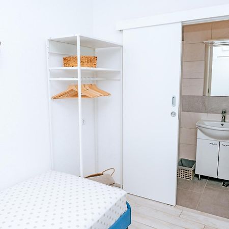 Serious Job Room Dubrovnik Extérieur photo